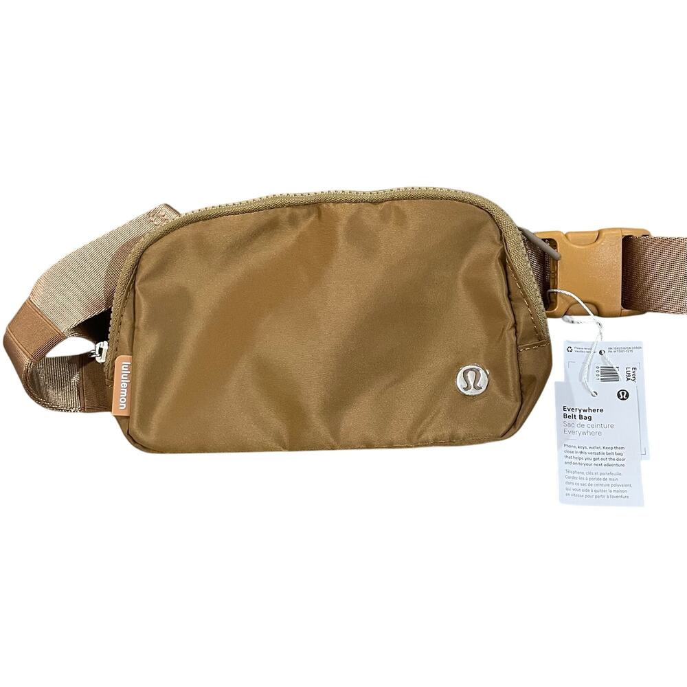 Lululemon Everywhere Belt Bag